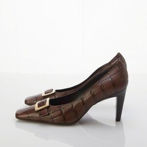 Escada Ava & Iva Calf Leather Brown Court Shoe EU Size 37½(US 7 )  B-19